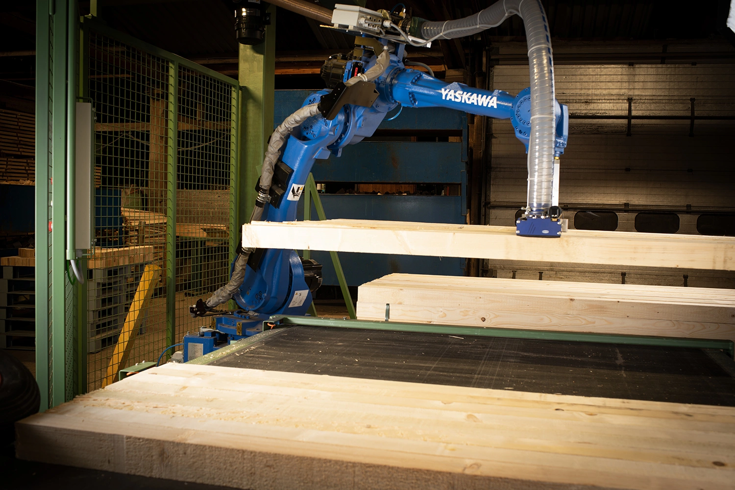 Geautomatiseerde verwerking van bewerkt hout